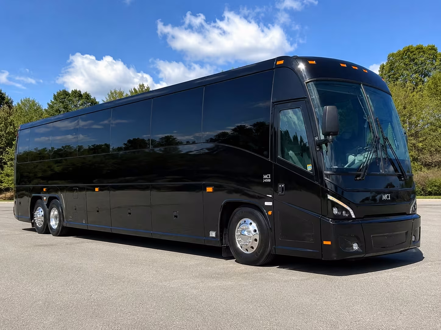 alhambra shuttle buses for outdoor and nature field trips